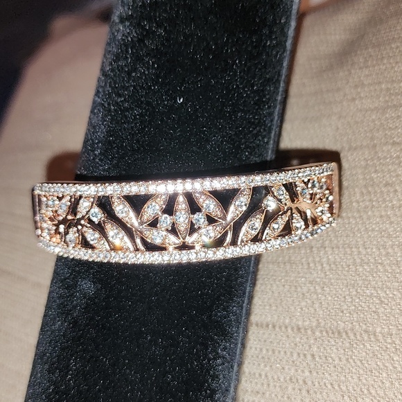 Charter Club Rose Gold-Tone Crystal Filigree Bangle Bracelet NWT - Picture 2 of 5